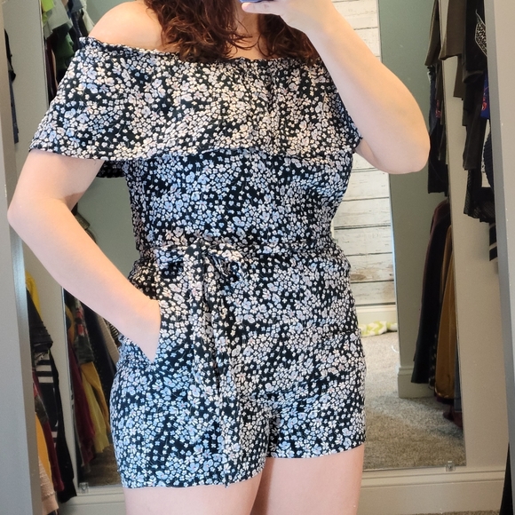 H&M Romper Size 6 NWOT - Picture 1 of 7